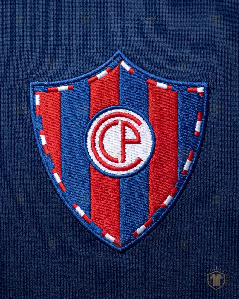 Club Cerro Porteño crest, 2001–2003