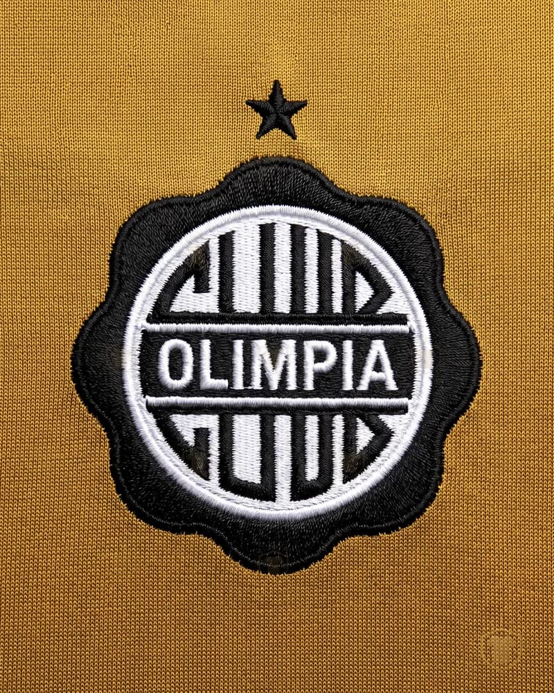 Escudo de Club Olimpia, 1979