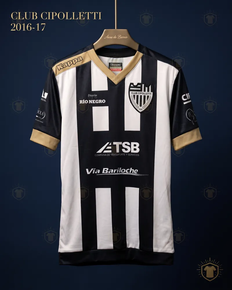 Camiseta local 2016–17 de Club Cipolletti (recreación)