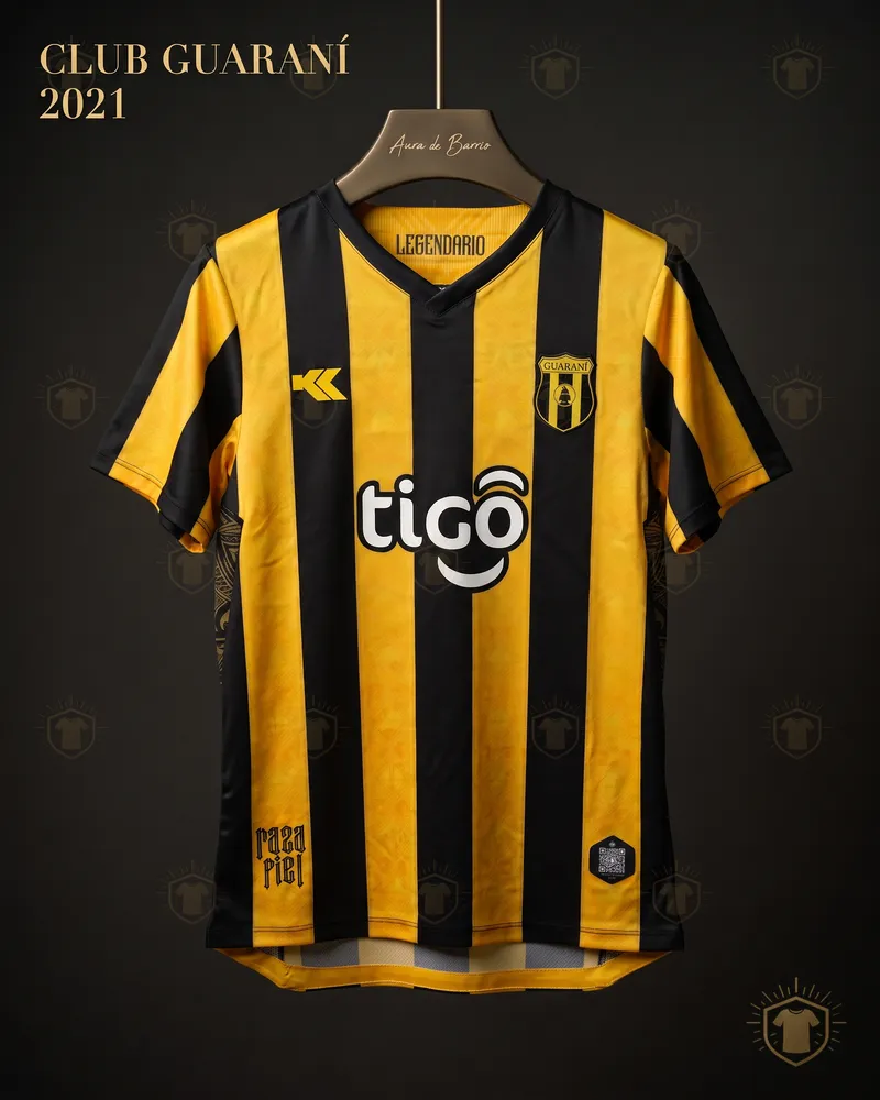 Camiseta local 2021 de Club Guarani (recreación)