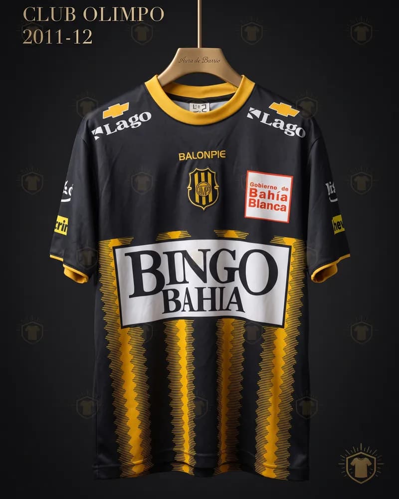 Camiseta local 2011–12 de Club Olimpo (recreación)