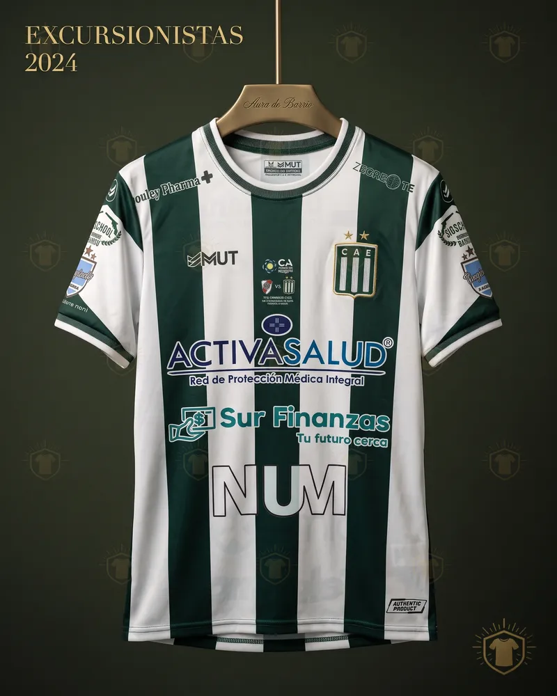 Camiseta local 2024 de Excursionistas (recreación)