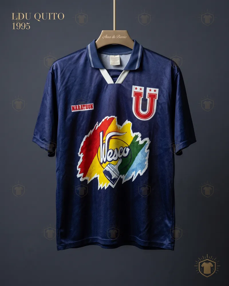 Camiseta visitante 1995 de Liga Deportiva Universitaria de Quito (recreación)