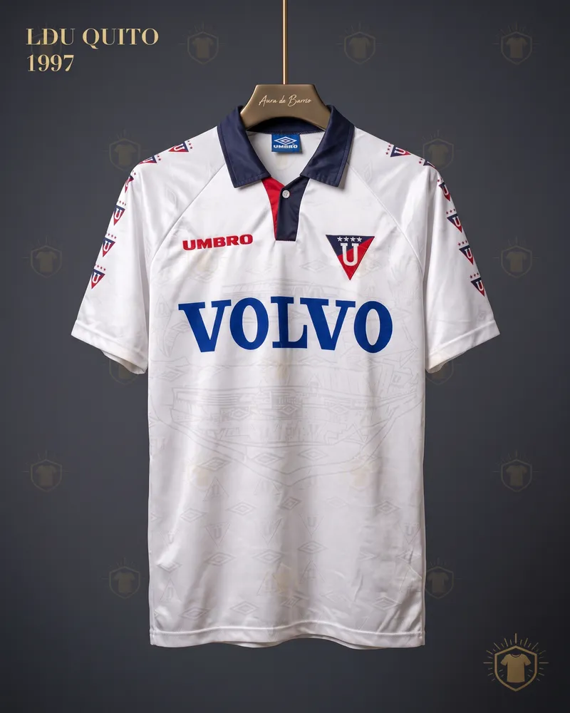 Camiseta local 1997 de Liga Deportiva Universitaria de Quito (recreación)
