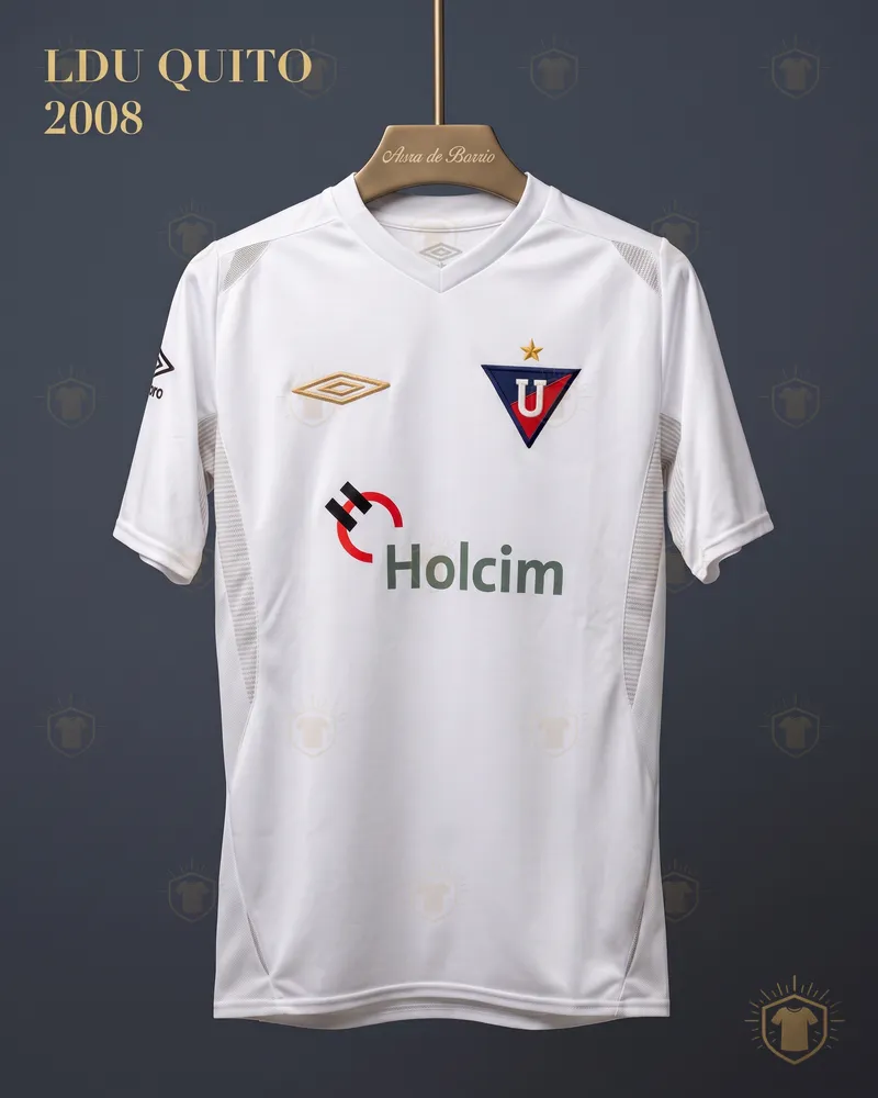 Camiseta local 2008 de Liga Deportiva Universitaria de Quito (recreación)